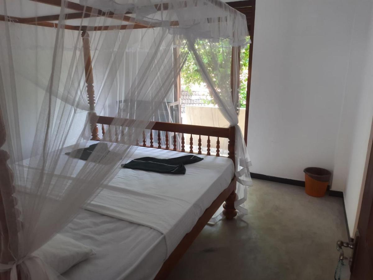 Bluefin Place To Stay Унаватуна Екстериор снимка